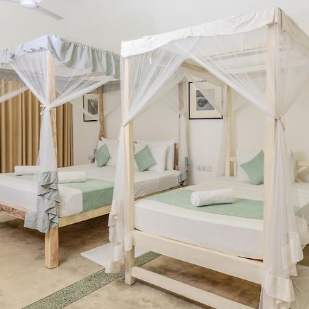 Aurora Bed & Breakfast Unawatuna Dış mekan fotoğraf